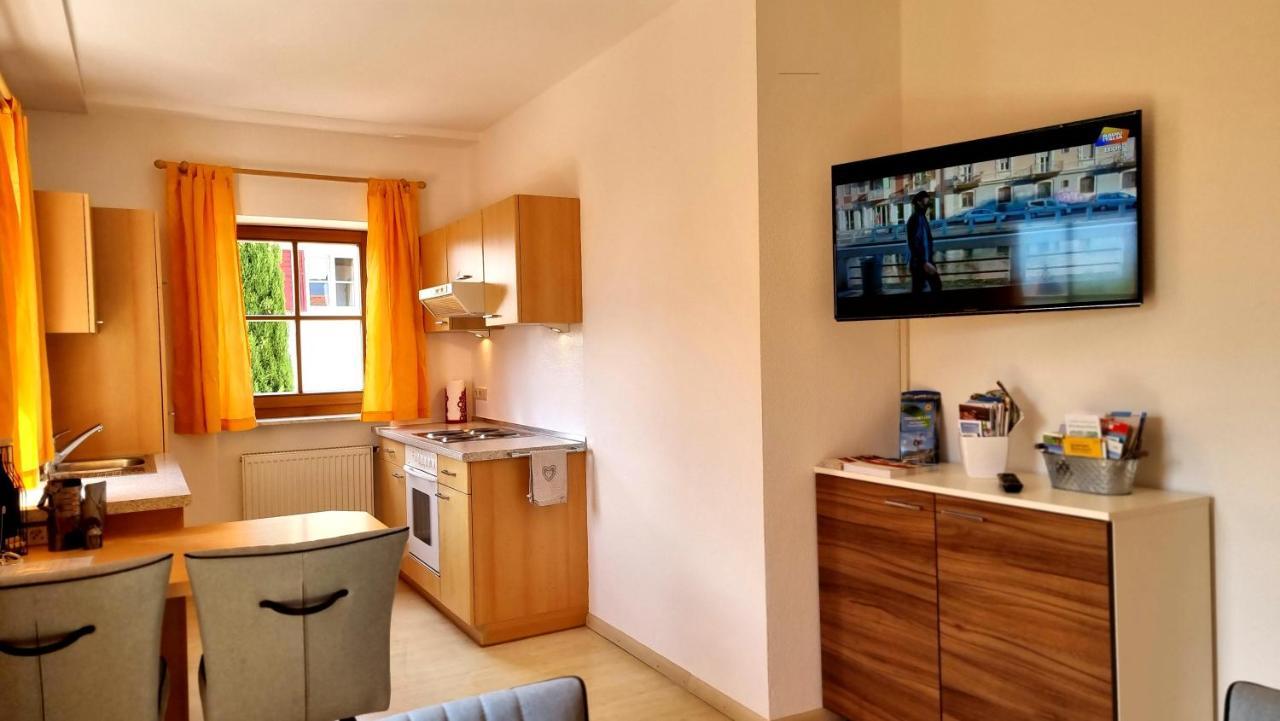 Boutique Appartamento Bacchus Marlengo Exterior foto
