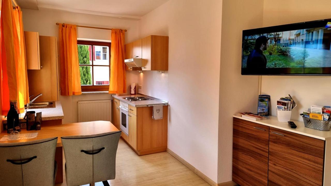 Boutique Appartamento Bacchus Marlengo Exterior foto