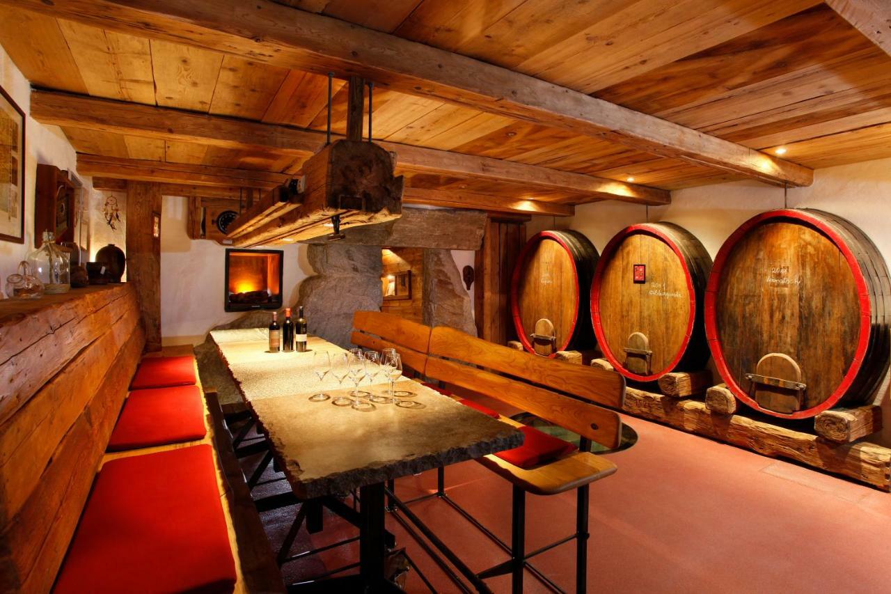 Boutique Appartamento Bacchus Marlengo Exterior foto
