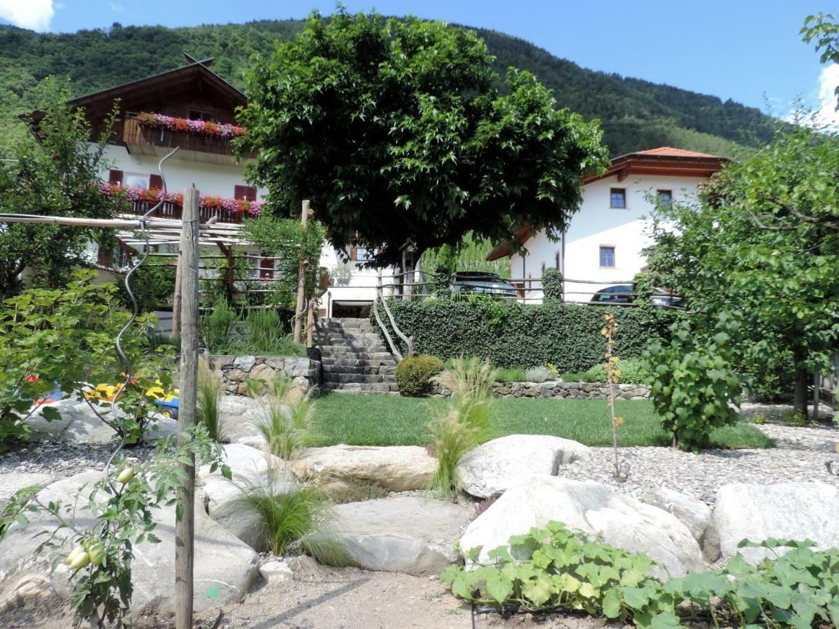 Boutique Appartamento Bacchus Marlengo Exterior foto